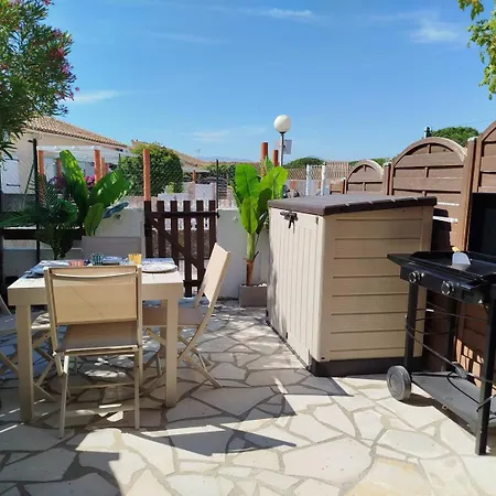 בית נופש Pavillon T2 Mezzanine Avec Piscine Collective Et Parking -4jde28 סן סיפריאן
