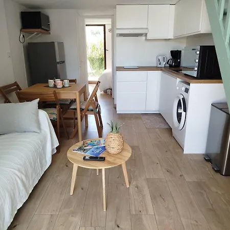 Сasa de vacaciones Pavillon T2 Mezzanine Avec Piscine Collective Et Parking -4jde28